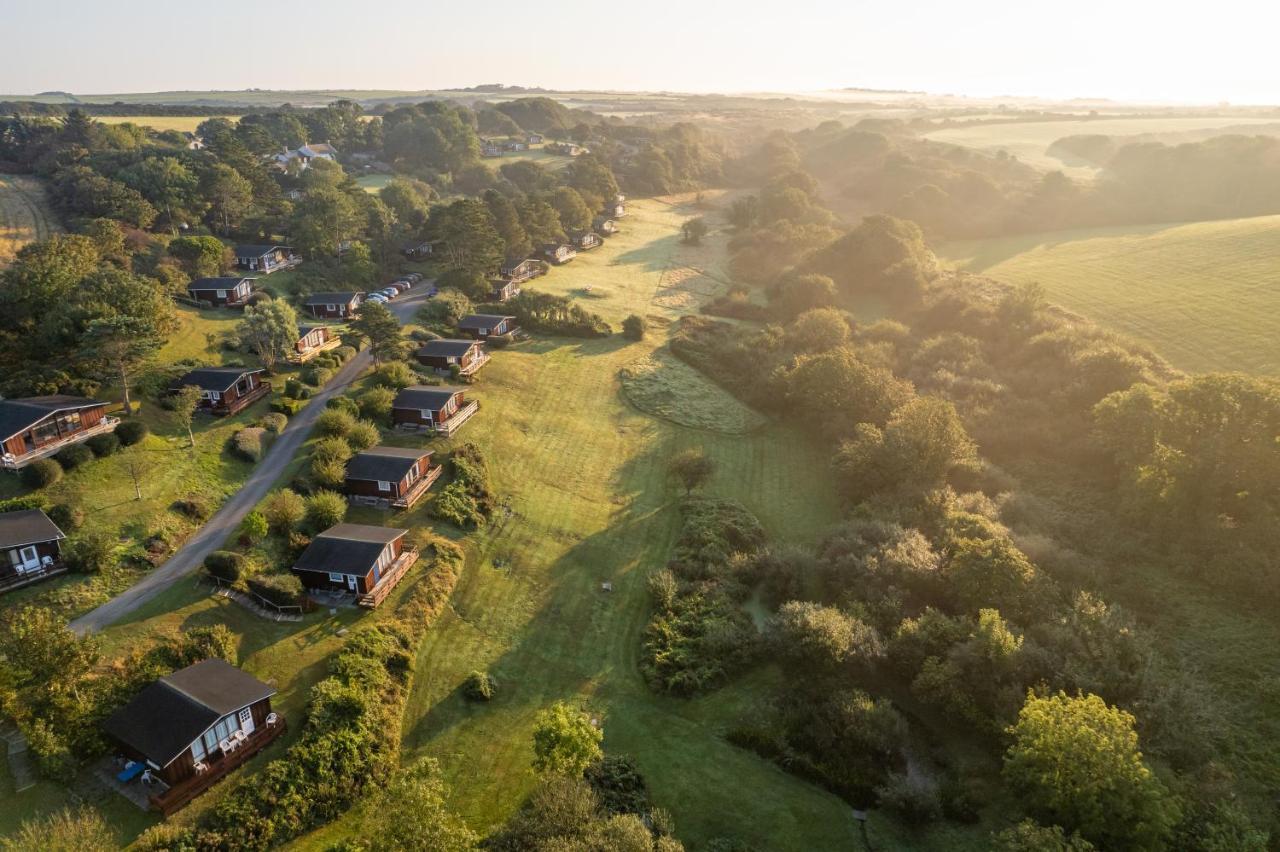 Timber Hill Self Catering Cedar Lodges Broad Haven Exterior photo