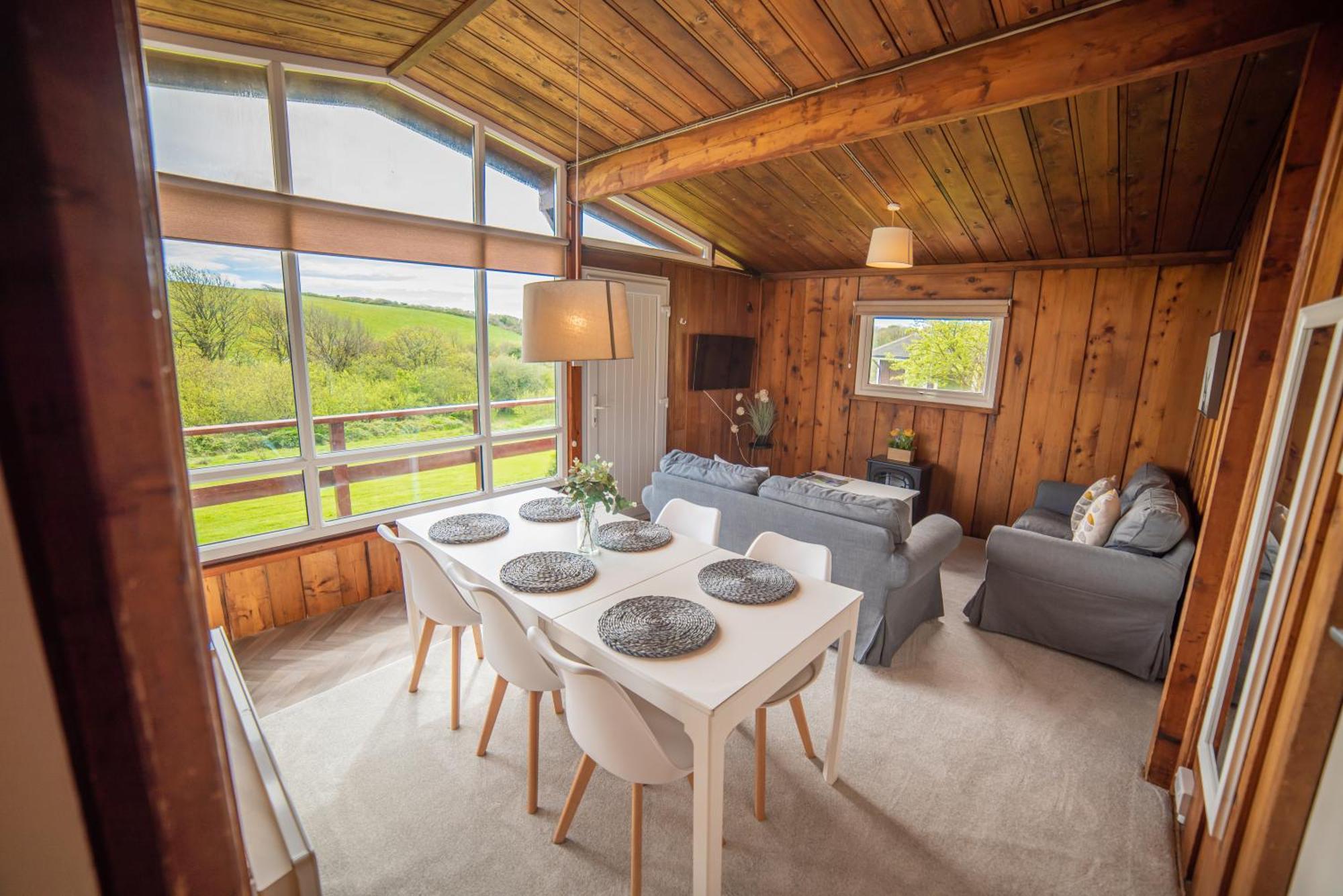 Timber Hill Self Catering Cedar Lodges Broad Haven Exterior photo